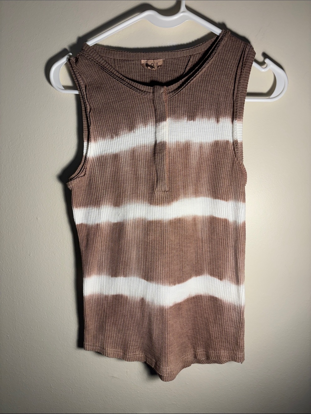 POL Brown and White Tie-Dye Ribbed Tank